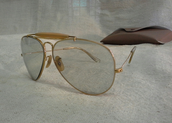 อภิมหาแว่นตาเลนส์ออโต้  B&amp;L RAY-BAN AVIATOR MacArthur Outdoorsman USA  บิ๊กไซซ์!