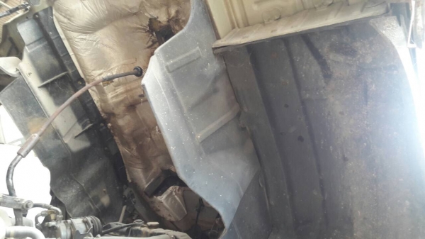 10ล้อดั้ม240แรง2เพลา..HINO FM3MNLD...เล่มพร้อม. ไมล์71540กม.ใช้น้อย. กระจกไฟฟ้า รถสวยมากๆ