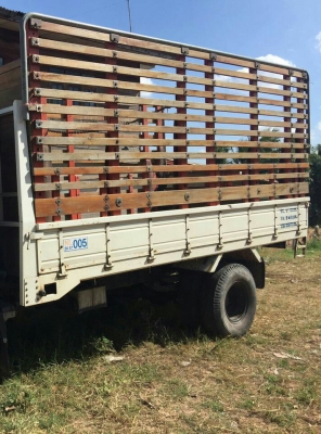 ขายๆ 780,000บ อีซูซุ NQR175ปี56ช่วงยาว4.30ม สภาพเดิมๆสวยกริ๊ปทั้งคัน ทะเบียนพรัอมโอน ราคา 780,000บ ครับ