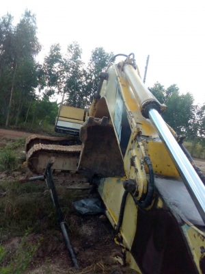 ขายรถขุดโกเบลโก้ แบ็คโค sk200มาร์คทรี ไฟฟ้าเต็ม โซ่ใหม่2แสน บูมเดิม เครื่องดี พร้อมทำงาน ขายรถขุดโกเบลโก้ แบ็คโค sk200มาร์คทรี ไฟฟ้าเต็ม โซ่ใหม่2แสน บูมเดิม เครื่องดี พร้อมทำงาน