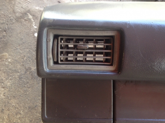 คอนโซล ฮีโร่ ไมล์สองหลุม สภาพสวยๆ คอนโซล ฮีโร่ ไมล์สองหลุม สภาพสวยๆ