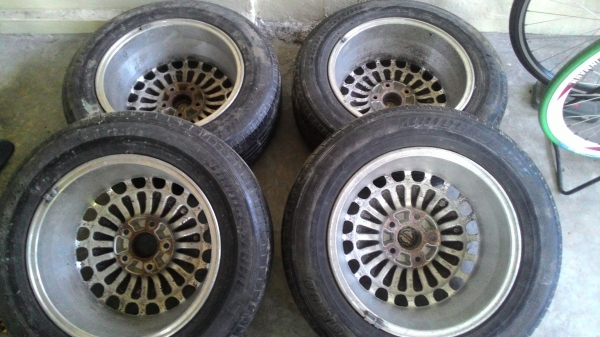 แม็กซ์เดิม Cefiro ขอบ 16 นิ้ว 5/114 ลายทานตะวัน2700บาท