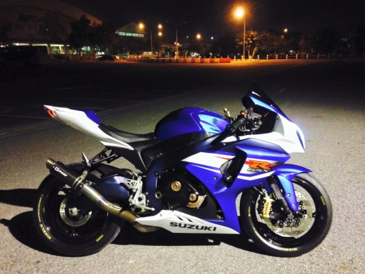 ขายsuzuki GSXR1000 ปี2012 (L2) สภาพสวยสุดสีเดิมทั้งคัน แท้ทุกชิ้น