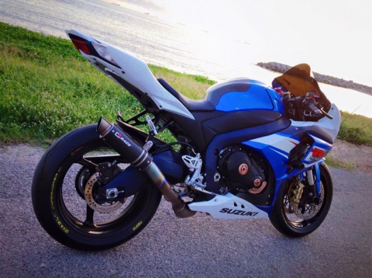 ขายsuzuki GSXR1000 ปี2012 (L2) สภาพสวยสุดสีเดิมทั้งคัน แท้ทุกชิ้น