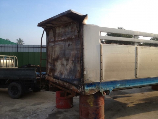 กระบะดั้มพ์ทั้งชุด ของ ISUZU 240F