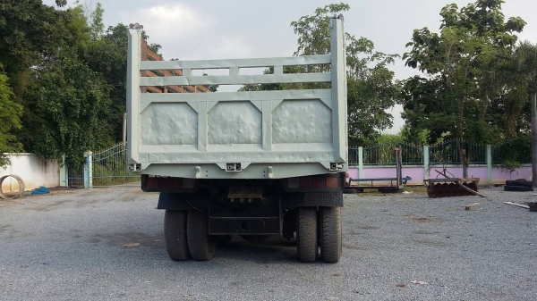 ขายรถบรรทุก 10 ล้อดัมพ์ HINO FM3M 240 แรงม้า มีระบบลากพ่วง ราคา 950000