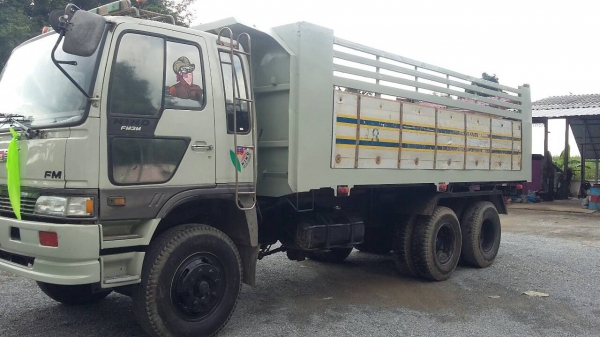 ขายรถบรรทุก 10 ล้อดัมพ์ HINO FM3M 240 แรงม้า มีระบบลากพ่วง ราคา 950000