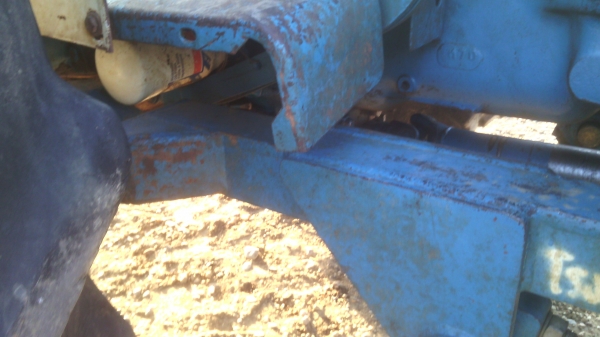 ขายรถไถฟอรด  6610  สองเพลา  คานหน้าคาลาโล่   มีทะเบียนพร้อมโอน