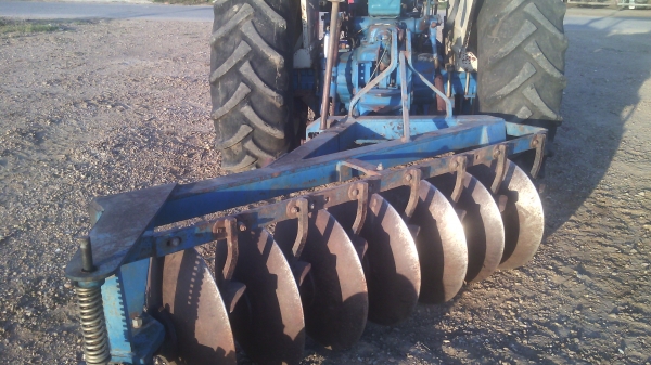 ขายรถไถฟอรด  6610  สองเพลา  คานหน้าคาลาโล่   มีทะเบียนพร้อมโอน