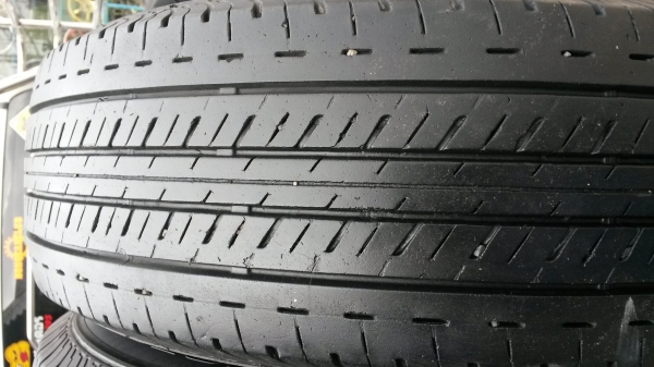 กะทะ วีโก้แชมป์ พร้อมยางบริดโตน ดูราวิท205/70/15 ปลายปี13 4เส้น กะทะ วีโก้แชมป์ พร้อมยางบริดโตน ดูราวิท205/70/15 ปลายปี13 4เส้น