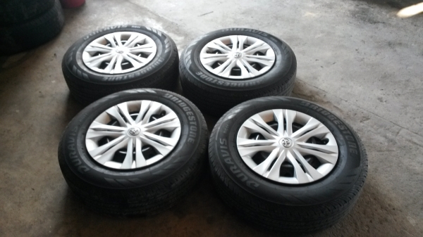 กะทะ วีโก้แชมป์ พร้อมยางบริดโตน ดูราวิท205/70/15 ปลายปี13 4เส้น กะทะ วีโก้แชมป์ พร้อมยางบริดโตน ดูราวิท205/70/15 ปลายปี13 4เส้น