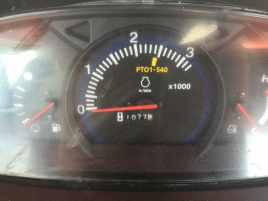 ขายรถไถคูโบต้า L3608 พร้อมอุปกรณ์ใบมีดดันดินหน้าและโลเตอร์รีตราช้าง ราคา 298,000 บาท สนใจโทร 081-9136451 คุณโบว์