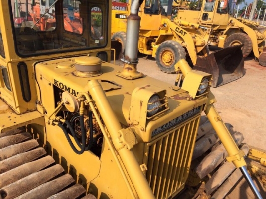 ขายรถดันดิน KOMATSU D40PL-1 รถนอกนำเข้าเองจากญี่ปุ่น สภาพสวยพร้อมใช้งาน มีVDOการทำงานครับ ขายรถดันดิน KOMATSU D40PL-1 รถนอกนำเข้าเองจากญี่ปุ่น สภาพสวยพร้อมใช้งาน มีVDOการทำงานครับ