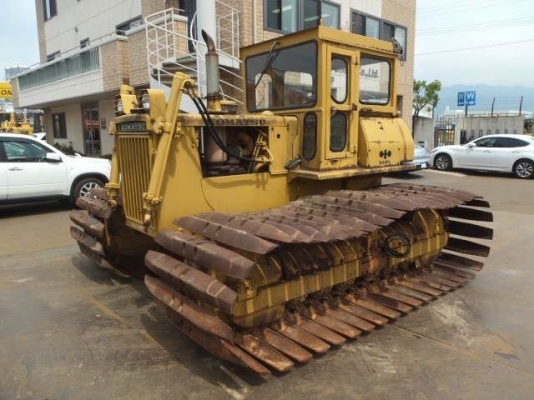 ขายรถดันดิน KOMATSU D40PL-1 รถนอกนำเข้าเองจากญี่ปุ่น สภาพสวยพร้อมใช้งาน มีVDOการทำงานครับ ขายรถดันดิน KOMATSU D40PL-1 รถนอกนำเข้าเองจากญี่ปุ่น สภาพสวยพร้อมใช้งาน มีVDOการทำงานครับ