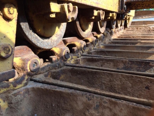 ขายรถดันดิน KOMATSU D40PL-1 รถนอกนำเข้าเองจากญี่ปุ่น สภาพสวยพร้อมใช้งาน มีVDOการทำงานครับ ขายรถดันดิน KOMATSU D40PL-1 รถนอกนำเข้าเองจากญี่ปุ่น สภาพสวยพร้อมใช้งาน มีVDOการทำงานครับ