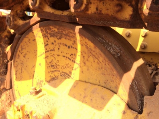 ขายรถดันดิน KOMATSU D40PL-1 รถนอกนำเข้าเองจากญี่ปุ่น สภาพสวยพร้อมใช้งาน มีVDOการทำงานครับ ขายรถดันดิน KOMATSU D40PL-1 รถนอกนำเข้าเองจากญี่ปุ่น สภาพสวยพร้อมใช้งาน มีVDOการทำงานครับ