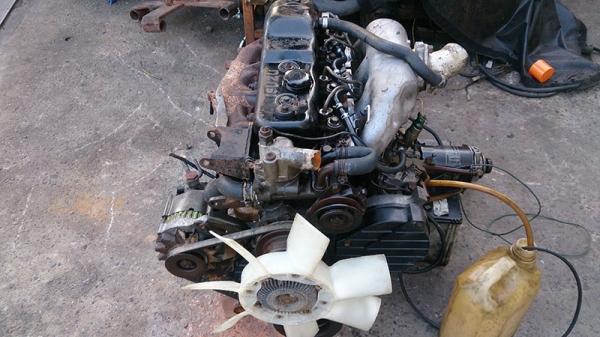 ขายเครื่องยนต์ดีเซล isuzu 2800