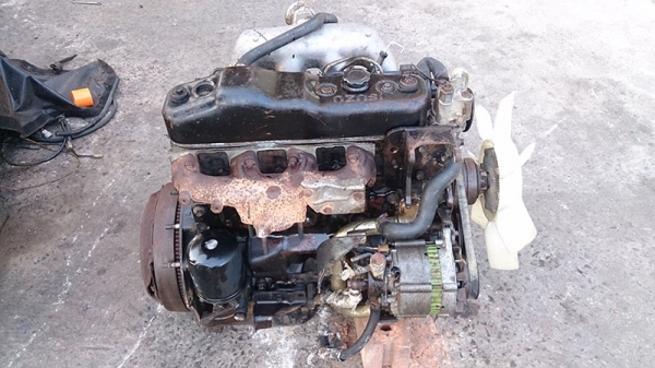 ขายเครื่องยนต์ดีเซล isuzu 2800