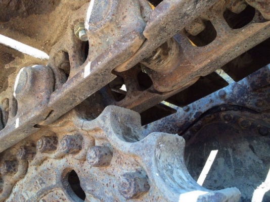 ขายรถดันดิน KOMATSU D60P-6 รถนอกนำเข้าเองจากญี่ปุ่น สภาพสวยพร้อมใช้งาน มีVDOการทำงานครับ ขายรถดันดิน KOMATSU D60P-6 รถนอกนำเข้าเองจากญี่ปุ่น สภาพสวยพร้อมใช้งาน มีVDOการทำงานครับ