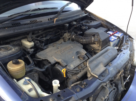 2001 Kia 2.4 คานิวัล เครื่องเดิม auto แก็สหัวฉีด ขับดี 140000