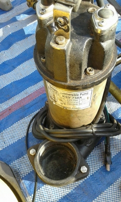 ปั้มไดโวล่  3  นิ้วดูดโคลน