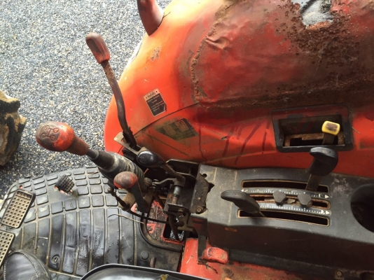 ขายรถไถ2เพลา KUBOTA M9540DTH เครื่อง 95แรงม้า ปี51 สนใจโทร 081-970-1072