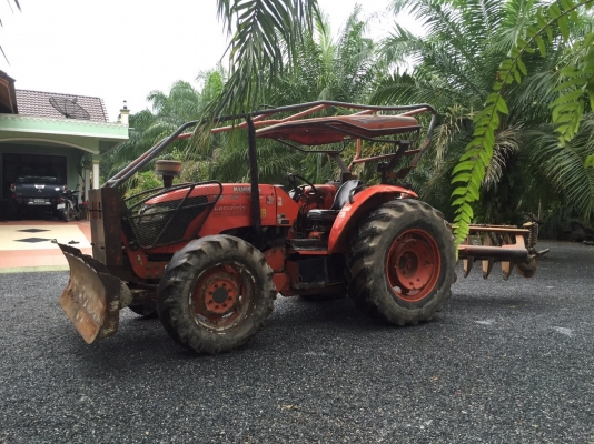 ขายรถไถ2เพลา KUBOTA M9540DTH เครื่อง 95แรงม้า ปี51 สนใจโทร 081-970-1072