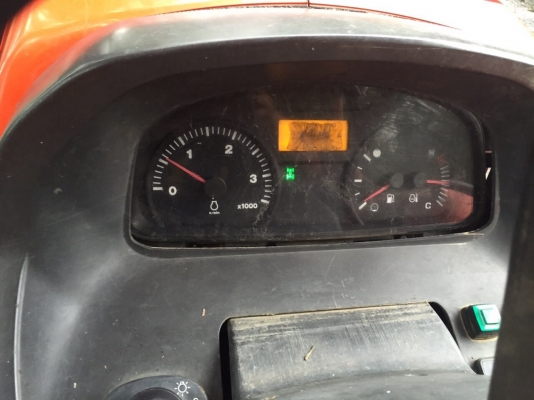 ขายรถไถ2เพลา KUBOTA M9540DTH เครื่อง 95แรงม้า ปี51 สนใจโทร 081-970-1072