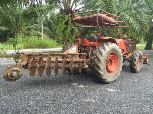 ขายรถไถ2เพลา KUBOTA M9540DTH เครื่อง 95แรงม้า ปี51 สนใจโทร 081-970-1072 ขายรถไถ2เพลา KUBOTA M9540DTH เครื่อง 95แรงม้า ปี51 สนใจโทร 081-970-1072