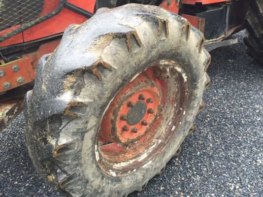 ขายรถไถ2เพลา KUBOTA M9540DTH เครื่อง 95แรงม้า ปี51 สนใจโทร 081-970-1072