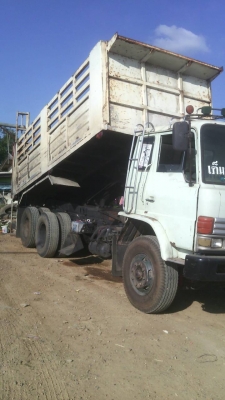 ขายดาวน์ F18 กระบะสามมิตร ราคา 720,000 บาท