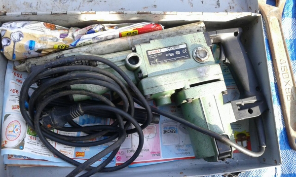 ตัวสกัดคอนกรีตโอคิวลาพร้อมกล่อง