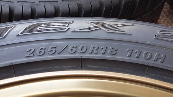 ขายล้อหล่อ TE37X ขอบ 18 พร้อมยาง ขายล้อหล่อ TE37X ขอบ 18 พร้อมยาง