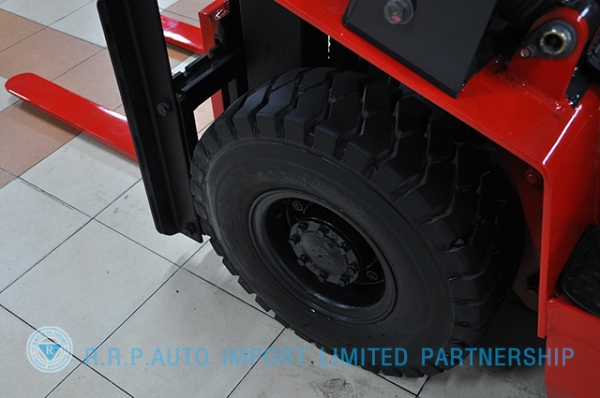 ขายรถโฟล์คลิฟท์มือสอง NISSAN  รุ่น J01-115675 ราคา xxx,xxx บาท นำเข้าจากประเทศญี่ปุ่น 100\% ไม่เคยใช้งานในไทย