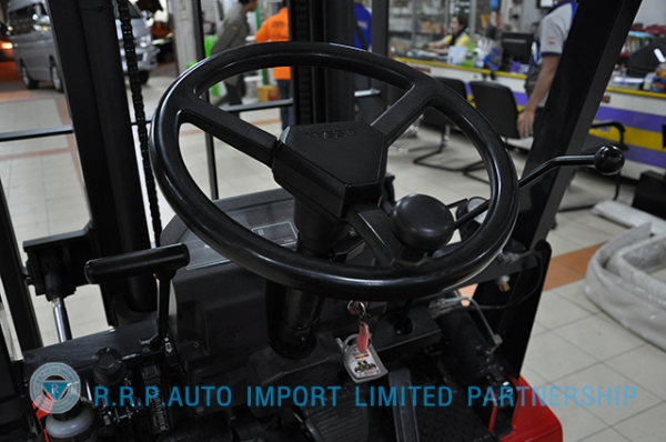 ขายรถโฟล์คลิฟท์มือสอง NISSAN  รุ่น J01-115675 ราคา xxx,xxx บาท นำเข้าจากประเทศญี่ปุ่น 100\% ไม่เคยใช้งานในไทย