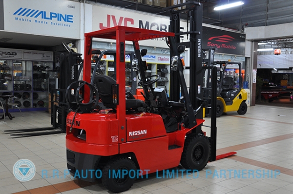 ขายรถโฟล์คลิฟท์มือสอง NISSAN  รุ่น J01-115675 ราคา xxx,xxx บาท นำเข้าจากประเทศญี่ปุ่น 100\% ไม่เคยใช้งานในไทย