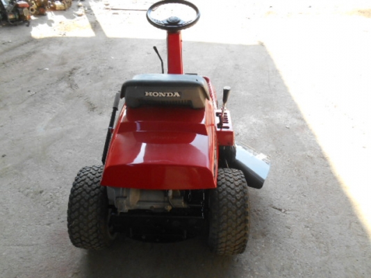 ขายรถตัดหญ้าHONDA HT-R 3009 พร้อมใช้