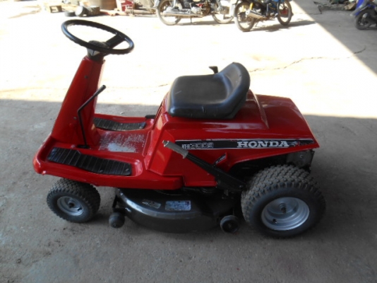 ขายรถตัดหญ้าHONDA HT-R 3009 พร้อมใช้