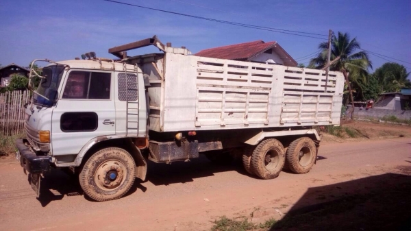 ขายครับKT925สองเพลาดั้มเครื่อง185Hpเครื่องดีคัสชีงามๆยางเต็มเอกสารพร้อมโอน ขายครับKT925สองเพลาดั้มเครื่อง185Hpเครื่องดีคัสชีงามๆยางเต็มเอกสารพร้อมโอน