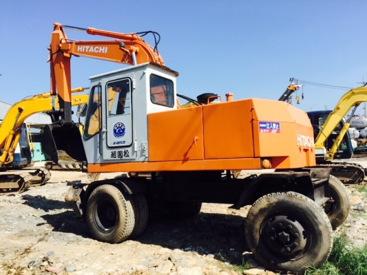 ขาย รถขุดล้อยาง HITACHI WH051 เก่านอก พร้อมใช้งานครับ