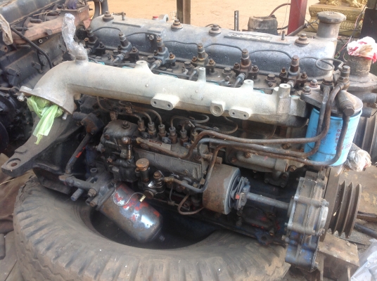 เครื่องยนต์ ISUZU 6BF สภาพสวย โทร081-7858870