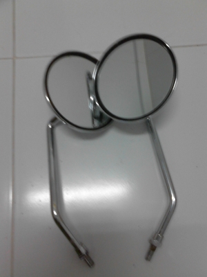 ขายกระจกมองข้าง แต่งโครเมียมclassic สวยๆ ราคา 150 บาท ขายกระจกมองข้าง แต่งโครเมียมclassic สวยๆ ราคา 150 บาท
