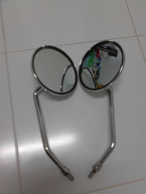 ขายกระจกมองข้าง แต่งโครเมียมclassic สวยๆ ราคา 150 บาท ขายกระจกมองข้าง แต่งโครเมียมclassic สวยๆ ราคา 150 บาท