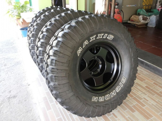 ล้อแม็กลาย bradley พร้อมยาง mud maxxis bighorn 33x12.5 ดอกเต็มเหมือนยางใหม่