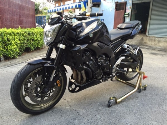YAMAHA FZ1 ปี08 สพม 179,000 บาท รับซื้อขายแลกเปลี่ยนคับ