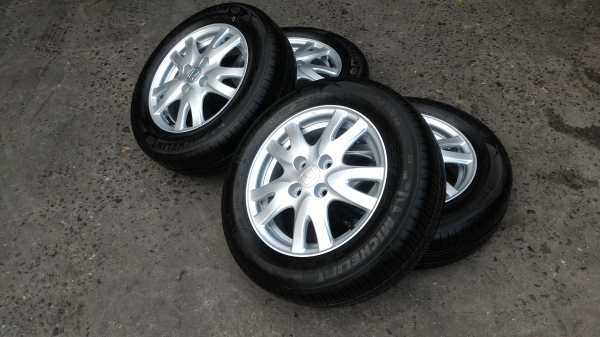 ล้อbrio ขอบ14  4รู100 พร้อมยางถอดป้ายแดงครับ