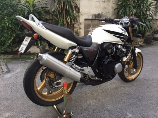 CB 400 เทค3 ปี04 ทะเบียนแท้ 165,000 บาท รับซื้อขายแลกเปลี่ยนคับ