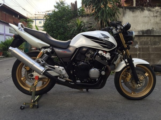 CB 400 เทค3 ปี04 ทะเบียนแท้ 165,000 บาท รับซื้อขายแลกเปลี่ยนคับ