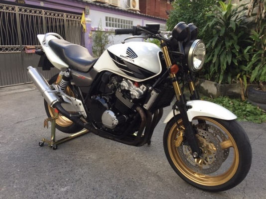 CB 400 เทค3 ปี04 ทะเบียนแท้ 165,000 บาท รับซื้อขายแลกเปลี่ยนคับ