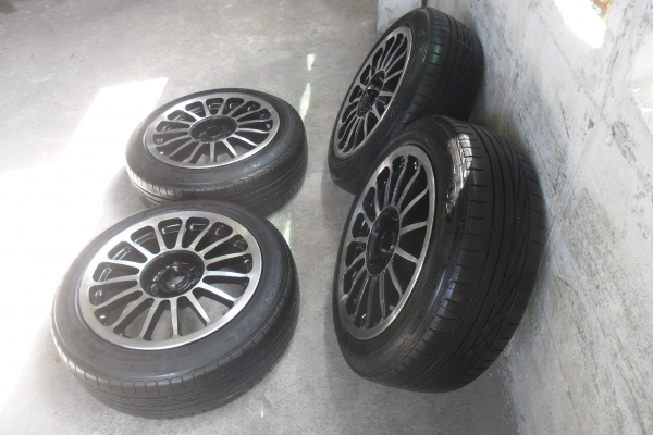 ล้อแม็ก16นิ้ว4รุ100/114 พร้อมยาง สวยๆ 4 ล้อ ลดราคาเหลือ 4500 บาท
